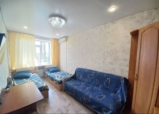 Сдам 2-ком. квартиру, 41 м2, Балашов, Советская улица, 177