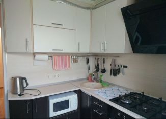 Продаю 2-комнатную квартиру, 47 м2, Салават, улица Калинина, 23