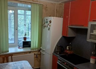 Продам 3-комнатную квартиру, 59.9 м2, Пудож, улица Строителей, 19