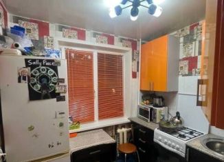 Продаю 2-ком. квартиру, 41 м2, Кинешма, улица Ивана Седова, 4