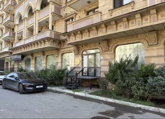 Продаю помещение свободного назначения, 160 м2, Махачкала, улица Генерала Омарова, 11В