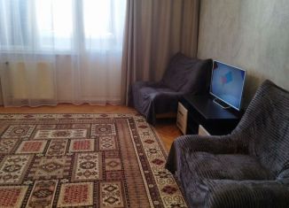 Аренда 1-ком. квартиры, 40 м2, Смоленская область, микрорайон Кутузовский, 14