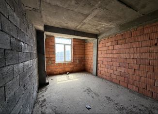 Продаю 2-ком. квартиру, 70 м2, Махачкала, Техническая улица, 17