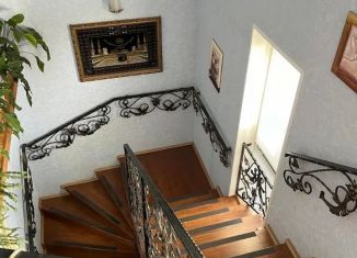 Продам дом, 240 м2, Астрахань, Батайская улица, 8/49