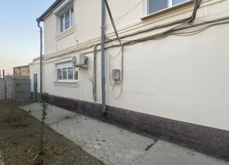 Продам дом, 170 м2, Астраханская область, улица Чичерина, 51