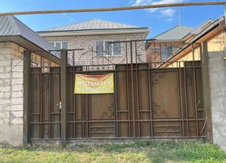 Продам дом, 240 м2, Кабардино-Балкария, улица имени Ю.А. Гагарина, 105
