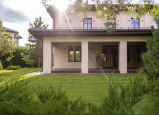 Сдается в аренду коттедж, 530 м2, Московская область