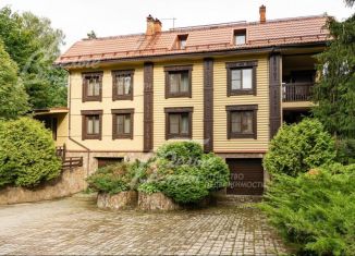 Сдача в аренду дома, 656 м2, Москва