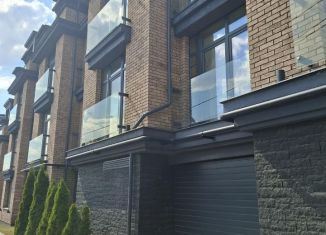 Продажа 3-комнатной квартиры, 117 м2, Воронеж, Нарвская улица, 4