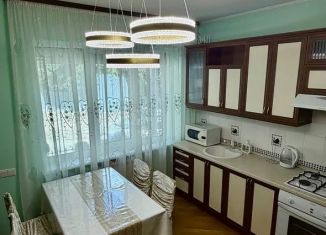 Сдача в аренду дома, 100 м2, Ялта, улица Сеченова, 6