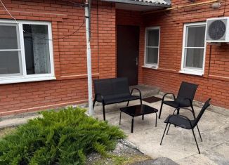 Сдаю в аренду дом, 50 м2, Ростовская область, Греческая улица, 54Б