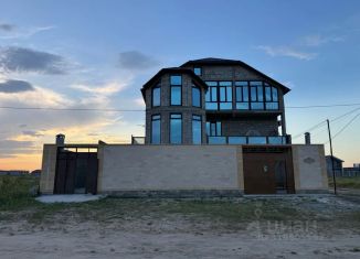 Сдается в аренду дом, 250 м2, Дагестан, улица Маршала Жукова, 37