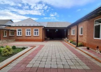 Продаю дом, 180 м2, село Фарн, улица Ленина