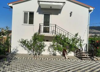 Сдам в аренду дом, 50 м2, Крым, улица Льва Бруни, 21