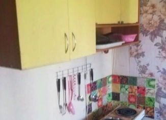Продаю комнату, 13 м2, Саратовская область, проспект Героев, 27