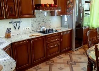 Продаю трехкомнатную квартиру, 76 м2, Орёл, бульвар Молодёжи, 4, Заводской район