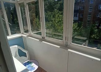 Сдача в аренду однокомнатной квартиры, 30 м2, Таганрог, улица Менделеева, 8-2