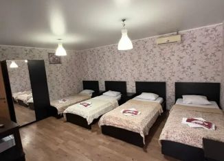 Аренда комнаты, 60 м2, Таганрог, улица Адмирала Крюйса, 15