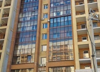 Продам двухкомнатную квартиру, 61.9 м2, Омск, улица А.Н. Кабанова, 2