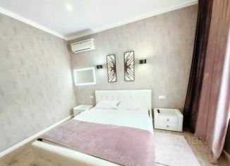 Сдаю в аренду комнату, 57 м2, Таганрог, улица Адмирала Крюйса, 28А