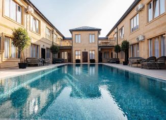 Сдается комната, 80 м2, Дагестан, улица Шеболдаева, 48Г