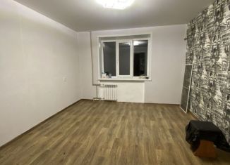 Продаю комнату, 110 м2, Саратов, проспект Строителей, 18, Ленинский район