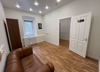 Продаю офис, 55 м2, Иркутская область, улица Сухэ-Батора, 10