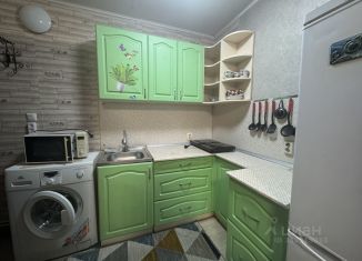 Продаю комнату, 18 м2, Аксай, улица Дружбы, 19