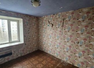 Продаю комнату, 11.4 м2, Курганская область, проспект Конституции, 77Б