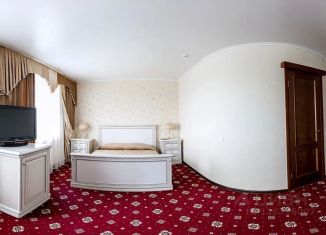 Сдам комнату, 32 м2, Энгельс, проспект Строителей, 47