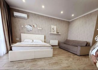 Сдам в аренду комнату, 45 м2, Таганрог, улица Адмирала Крюйса, 28А