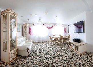 Сдается комната, 78 м2, Энгельс, проспект Строителей, 47