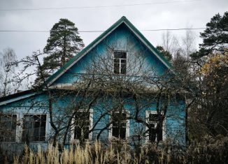 Продам дом, 70 м2, Луга, Школьная улица, 1