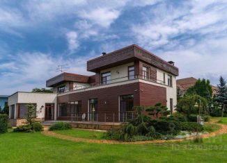 Продажа коттеджа, 900 м2, Московская область