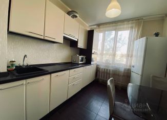 Продам 2-ком. квартиру, 62.9 м2, Уфа, улица Менделеева, 145