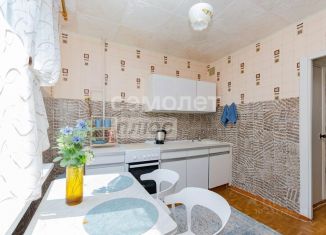 Продаю 1-ком. квартиру, 33.2 м2, Челябинск, улица Богдана Хмельницкого, 38, Металлургический район