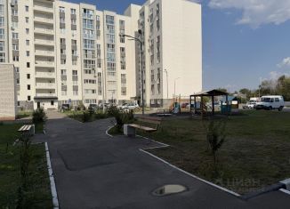 Продажа двухкомнатной квартиры, 57 м2, Энгельс, 1-й Студенческий проезд, 1