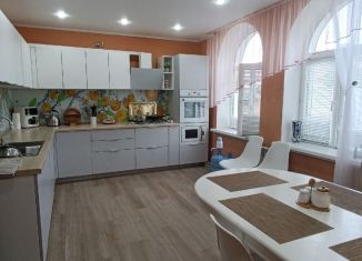 Продается дом, 269 м2, Татарстан, улица Хасанова