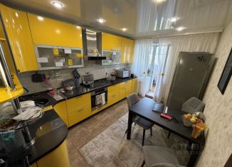 Продается двухкомнатная квартира, 74.5 м2, Самарская область, улица Гастелло, 44