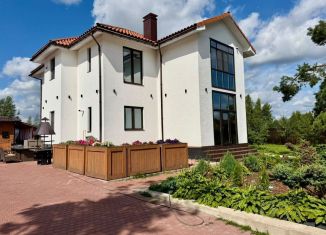 Продается коттедж, 262 м2, Ленинградская область