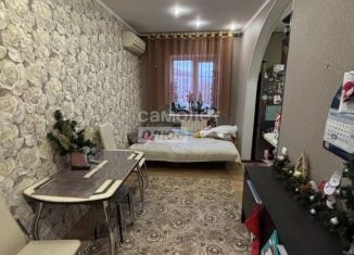 Продаю 3-ком. квартиру, 53 м2, Краснодарский край, улица Маршала Гречко