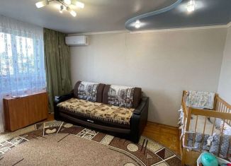 2-комнатная квартира на продажу, 50 м2, село Таврово, Комсомольская улица, 28