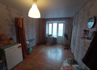 Продам двухкомнатную квартиру, 35 м2, Тольятти, Революционная улица, 7, Автозаводский район