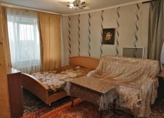 Сдается в аренду 1-комнатная квартира, 30 м2, Прокопьевск, проспект Ленина, 13