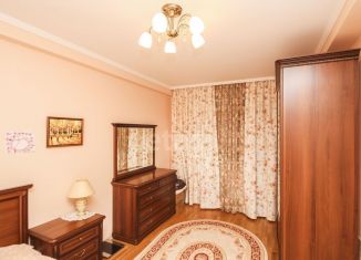 Продается трехкомнатная квартира, 79.4 м2, Тюмень, улица Академика Сахарова, 42, ЖК Светлый квартал-2