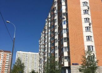 2-комнатная квартира в аренду, 40 м2, Москва, улица Руднёвка, 2, метро Улица Дмитриевского