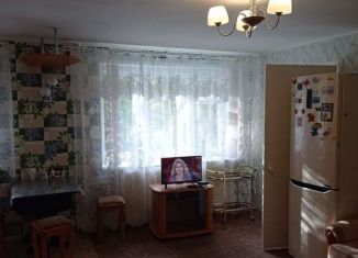 Сдача в аренду двухкомнатной квартиры, 43 м2, Мончегорск, улица Комарова, 21