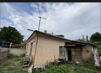 Продаю дом, 80 м2, Нальчик, улица Шортанова, район Центр
