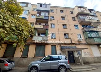 Продам трехкомнатную квартиру, 61.7 м2, Севастополь, проспект Героев Сталинграда, 24А