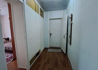 Двухкомнатная квартира на продажу, 46.4 м2, Снежногорск, улица Бирюкова
